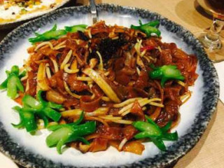 Lingzhi Vegetarian
