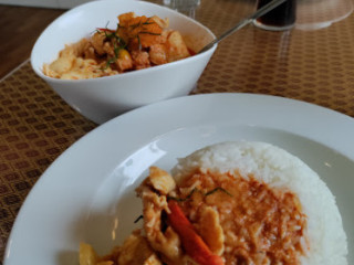 Bowl Thai Food