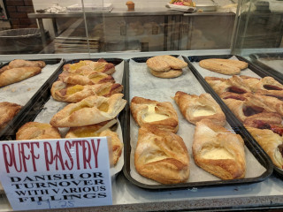 Lizarraga Bakery Panaderia