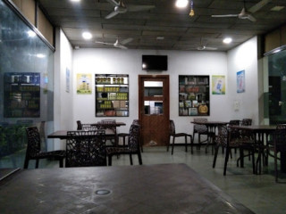 Vijay Cafe