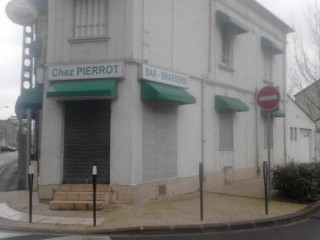 Pierrot Chez