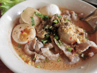 ก๋วยเตี๋ยวต้มยำเสาหิน