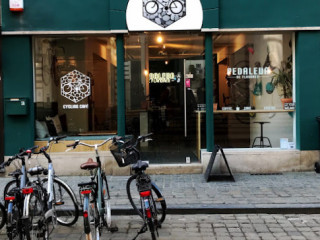 Pedaleur De Flandres Cycling Cafe