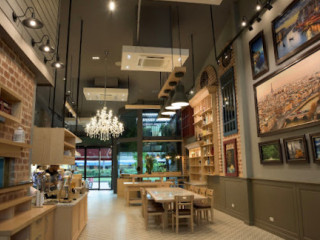 Coffee Hills Cafe