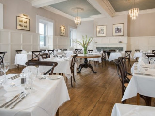 The Dining Room At The Inveraray Inn