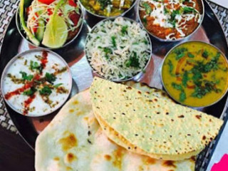 Aai Mala Bhukh Lagli Pure Veg Thali, Chinese And Snacks Corner