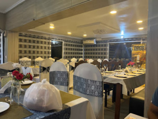 Aaa Indian Restaurant And Bar