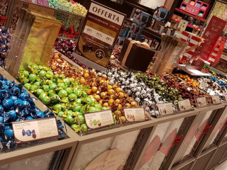 Lindt Chocolate Shop