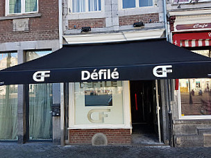 Cafe Defile