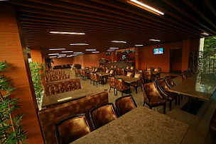 Oorvasi Veg Cafe Lounge