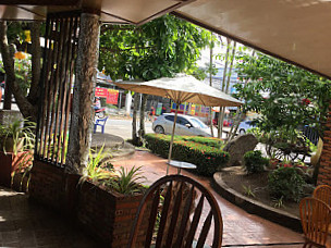Cafe Lang Van