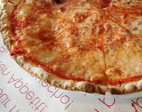 Schiaccia Pizza Di Boretti Monica
