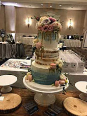 Louisvillicious Cakes And Desserts