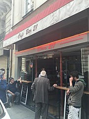 Cafe Bar 21