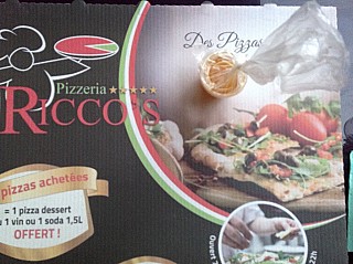 Pizza Ricco's