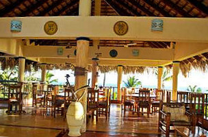 Sol Y Luna Restaurant Bar