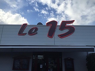 Bar Brasserie " le 15 "