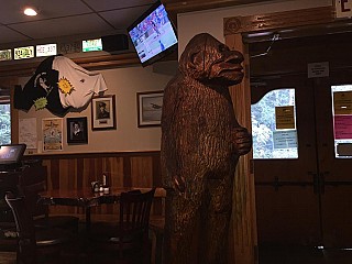 Sasquatch Inn Ltd