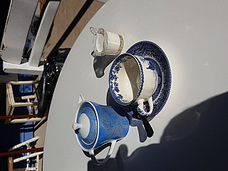 The Blue and White Teapot Cafe