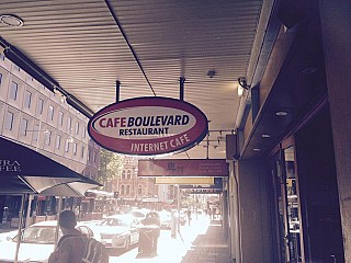 Cafe Boulevard Restaurant