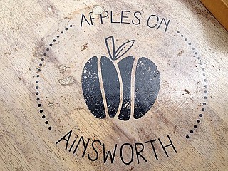 Apples on Ainsworth