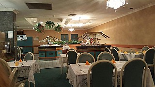 East Court Chinese Restaurant