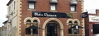 Bistro Demeure and Cafe