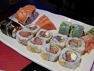 SUSHI et GRILL