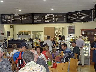 Crema Gourmet Cafe