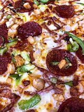 Hot Line Kebab Pizza