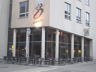 Café N-8