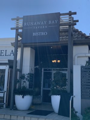 Runaway Bay Tavern
