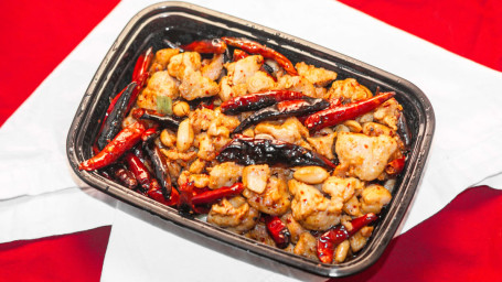 91. Kung Pao Chicken With Peanuts Gōng Bǎo Jī Dīng