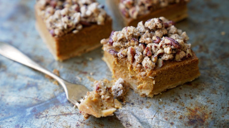 Pecan Streusel Pumpkin Pie Bar