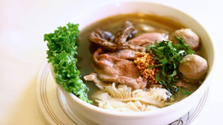 9. Foursome Beef Noodle