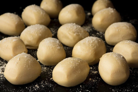 Dozen Take Bake Made-From-Scratch Yeast Rolls
