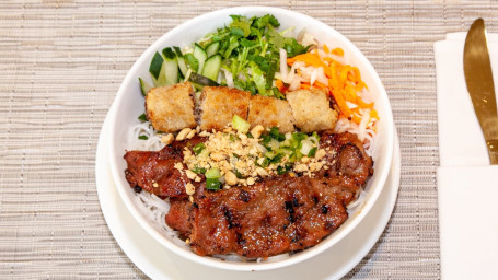 19. Bún Thịt Nướng Chả Gio