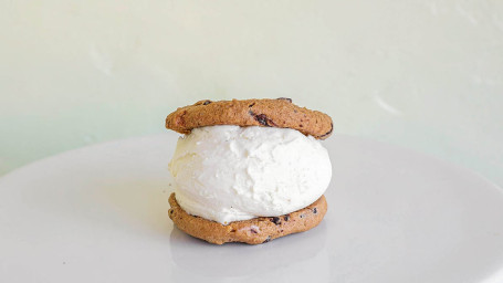 Chocolate Chip Cookies With French Vanilla Ice Cream