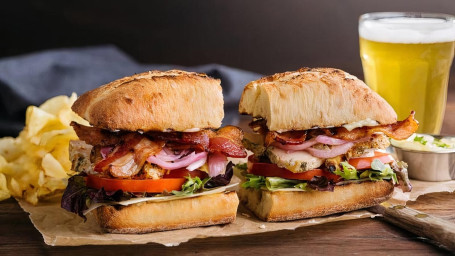 Club Sandwich Di Pollo Senza Gabbia