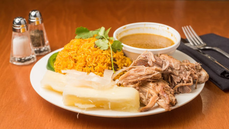 Yellow Rice With Pulled Pork