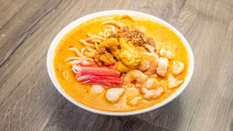 N6. Seafood Noodle Bowl Hǎi Xiān Miàn
