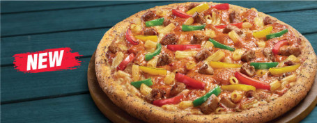 Kremowa Pizza Z Makaronem Pomidorowym Non Veg