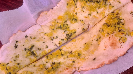 Gluten Free Pesto And Garlic Naan