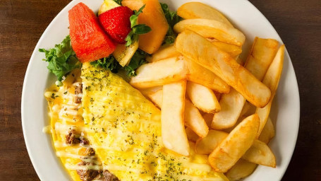 Cheeseburger​ ​Omelette, The Perfect Brunch Food!