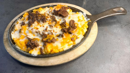 Beef Mac Cheese Skillet