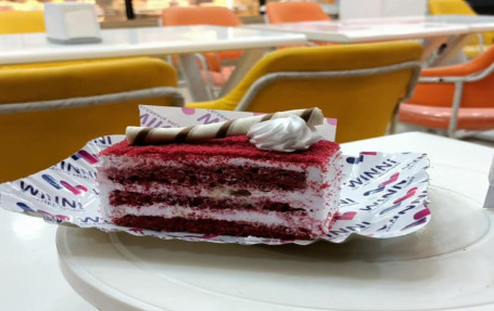 Red Velvet Cake Pastry