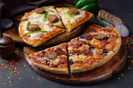 2 Mezze Pizze Non Veg [Medium].