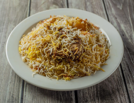 Dil Desi Chicken Biryani With Raita 1 Pcs Chicken Boti 1 Pc Aloo)