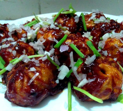 Pan Fry Paneer Momo (5 Pcs)