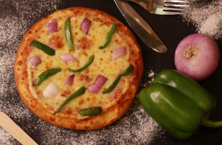 Pizza Con Cipolle E Peperoni